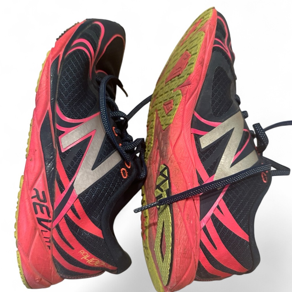Final Price! New Balance Women's Racing Shoes - Navy and Pink size 9 - Picture 3 of 5
